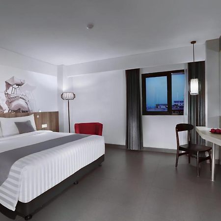 Hotel Neo Malioboro By Aston Jogjacarta Exterior foto