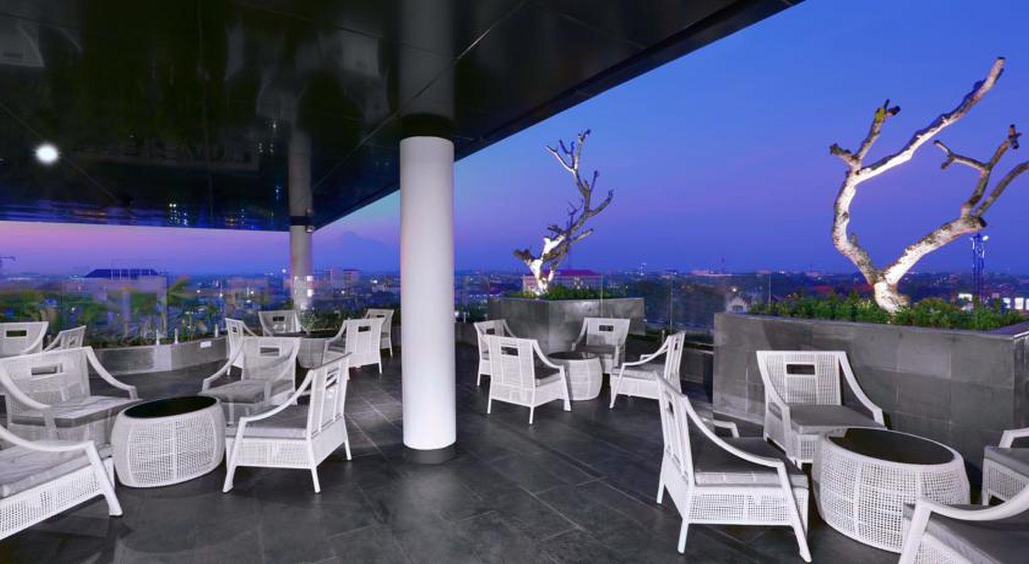 Hotel Neo Malioboro By Aston Jogjacarta Exterior foto